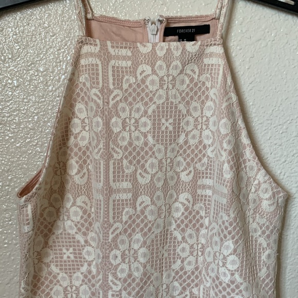Medium dress Forever 21 Junior young lady sizing - Picture 2 of 6